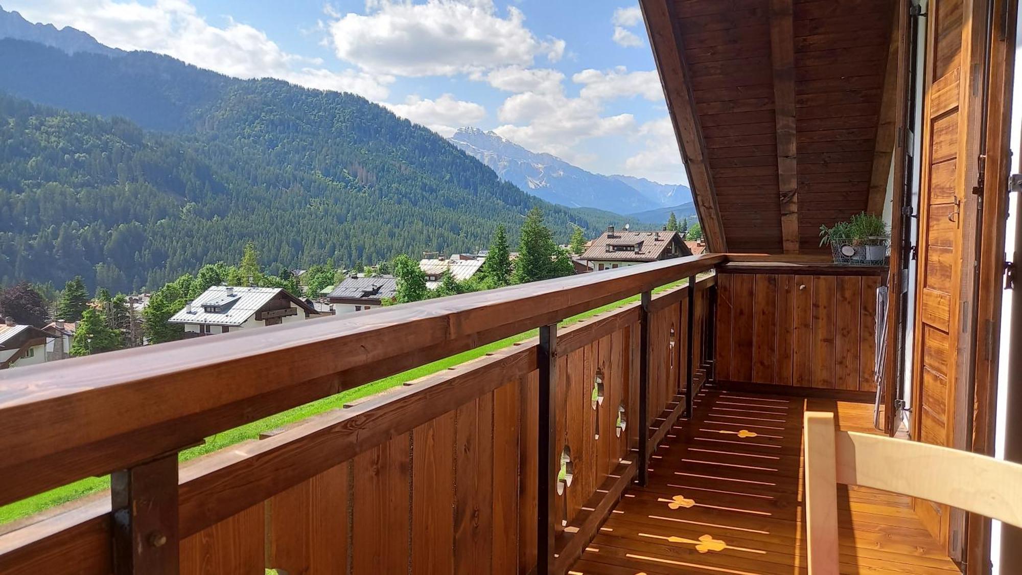 Deliziosa Mansarda Con Vista Dolomiti Apartment San Vito di Cadore Ngoại thất bức ảnh