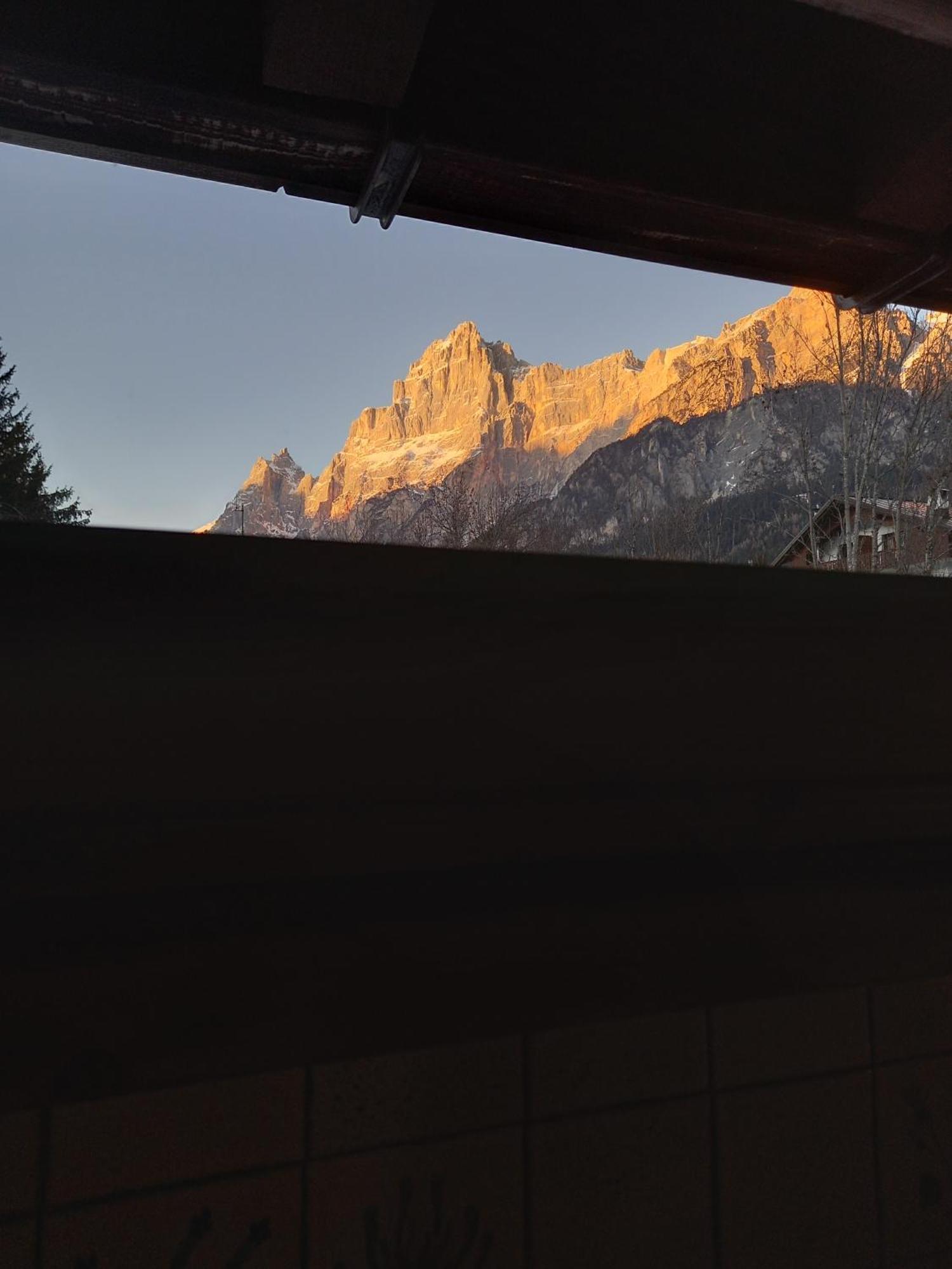 Deliziosa Mansarda Con Vista Dolomiti Apartment San Vito di Cadore Ngoại thất bức ảnh