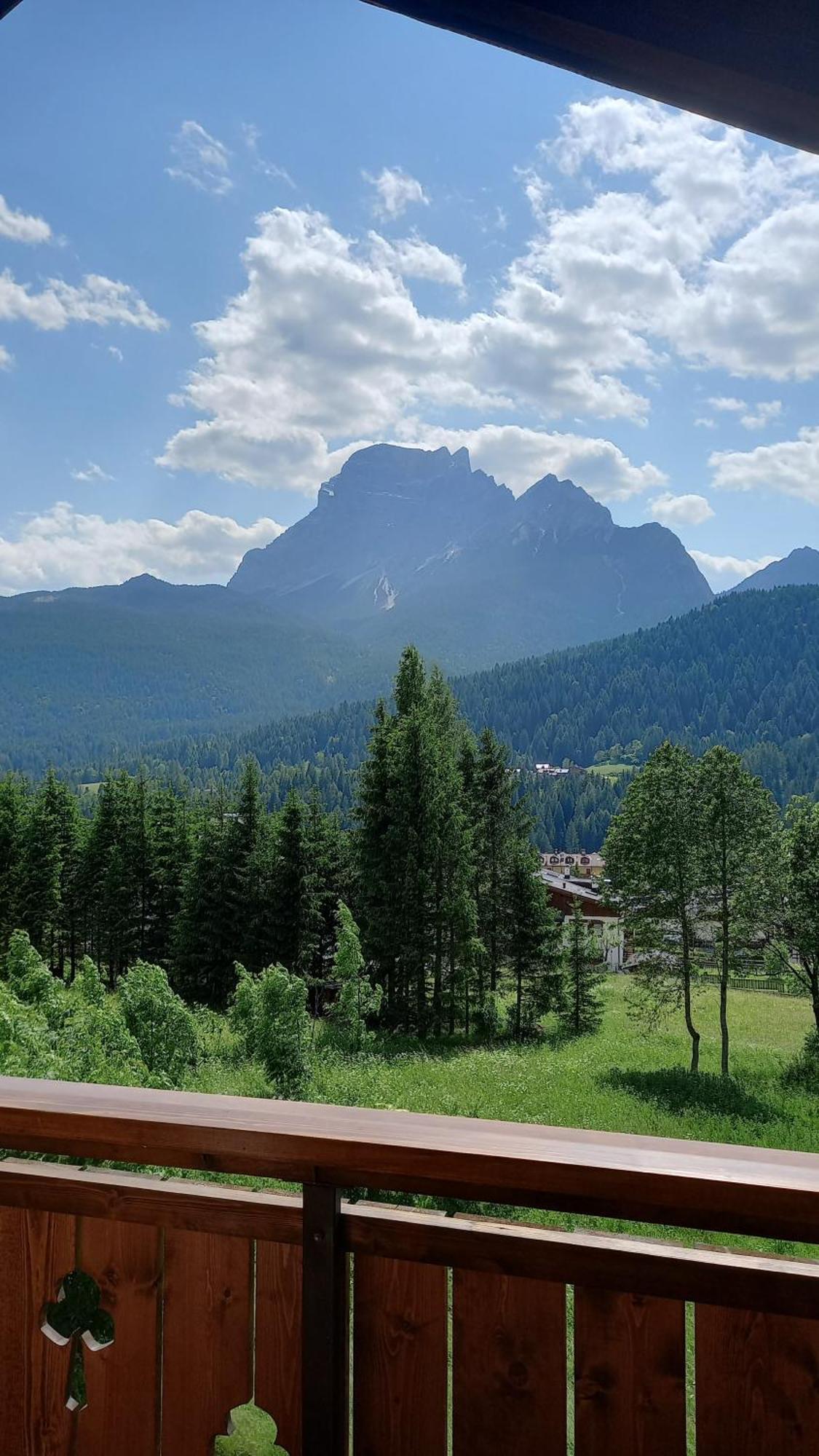 Deliziosa Mansarda Con Vista Dolomiti Apartment San Vito di Cadore Ngoại thất bức ảnh