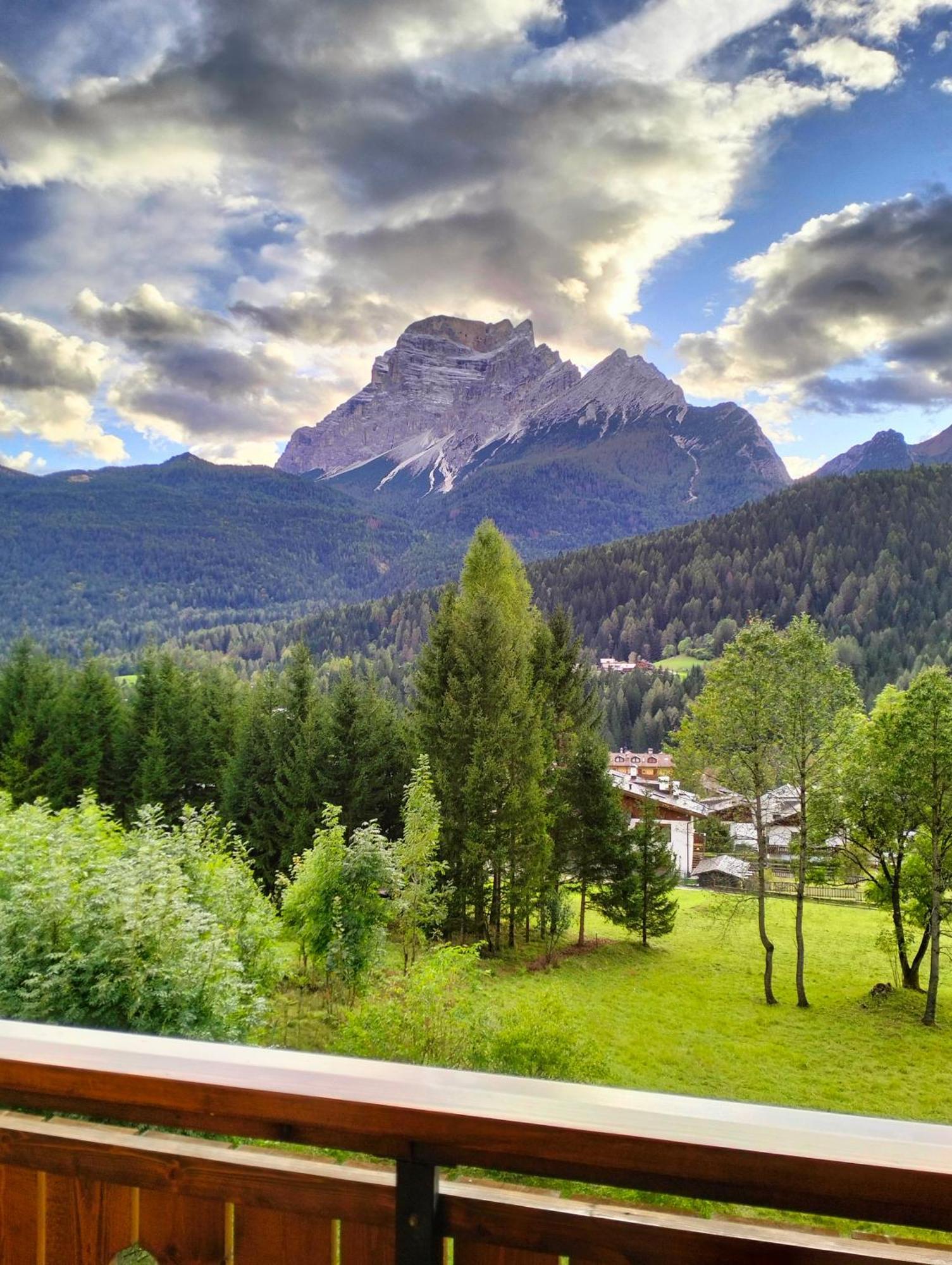 Deliziosa Mansarda Con Vista Dolomiti Apartment San Vito di Cadore Ngoại thất bức ảnh